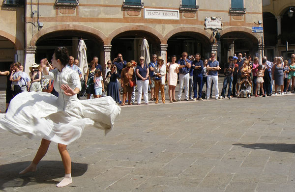 Scapino Ballet in piazza Libertà