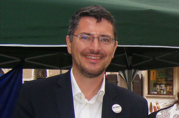Riforme: “E' emergenza democratica”