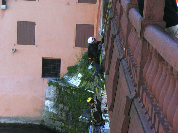 Lavori sospesi