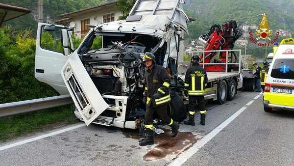 Scontro fra Tir sulla Valsugana