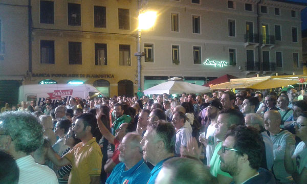 Piazza degli Eroi