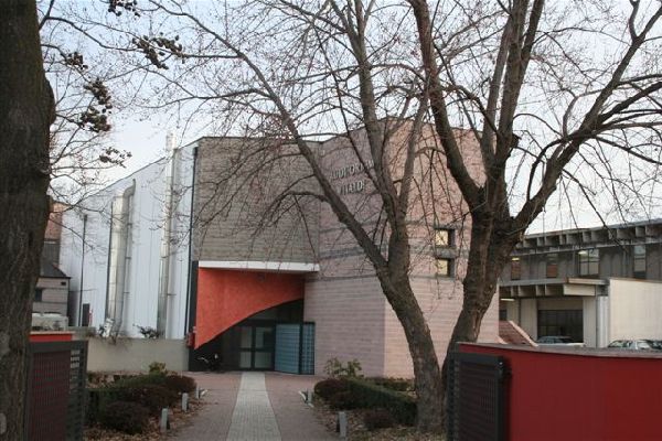 Tutti a teatro