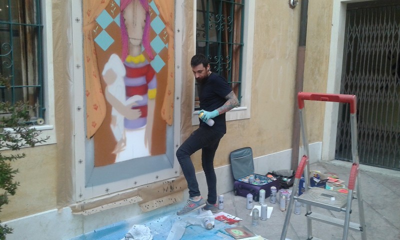 Un graffio nella città