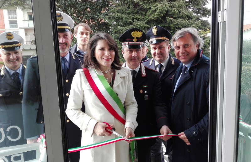 Tutti al front