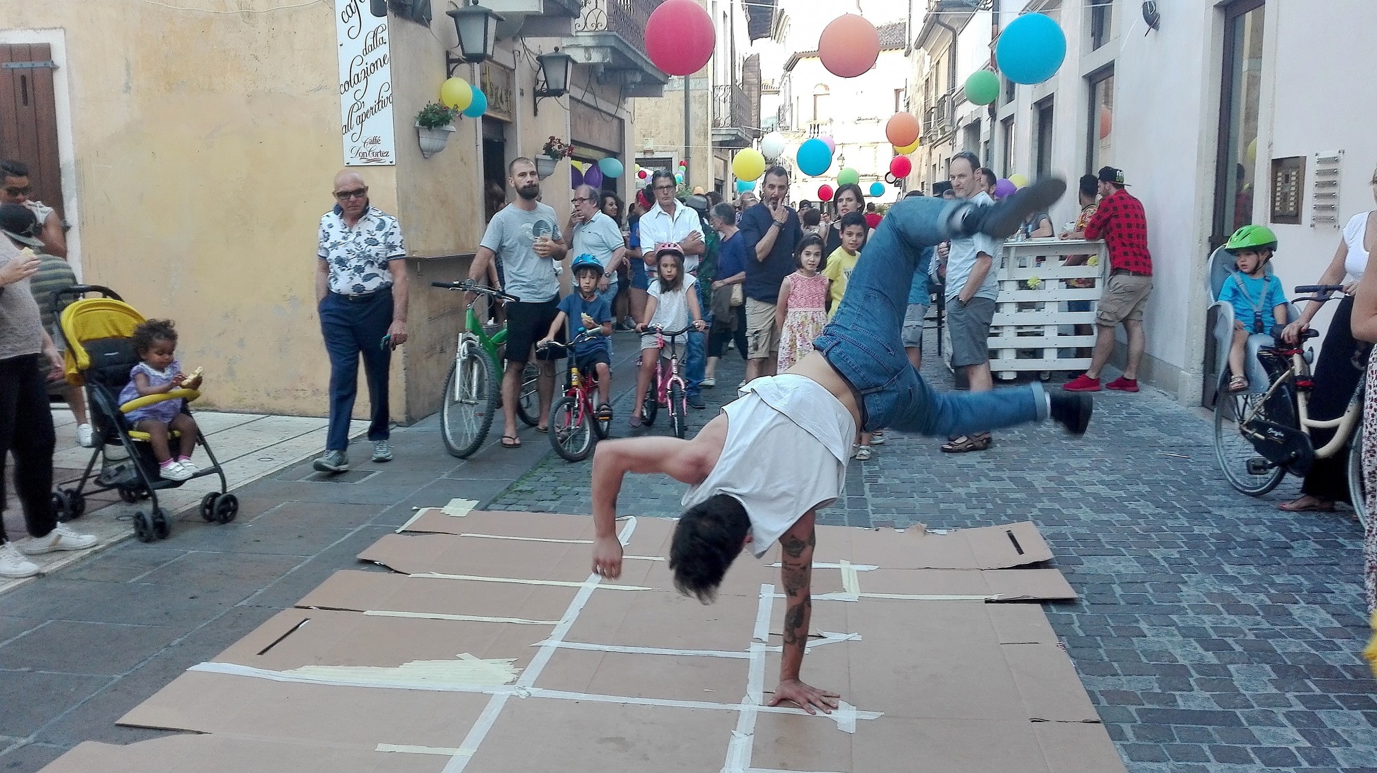 Su con la vita