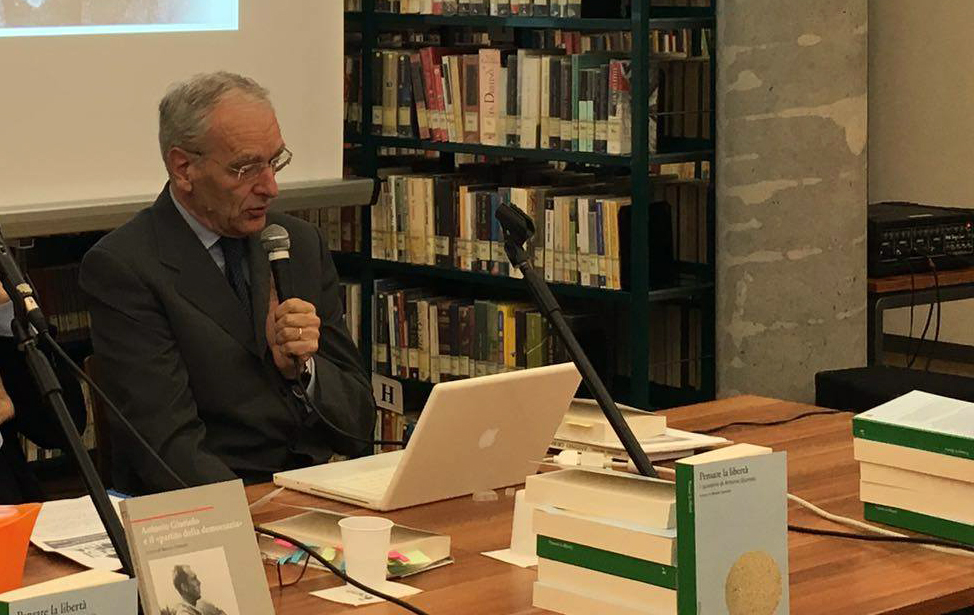 Venerdì: Storia