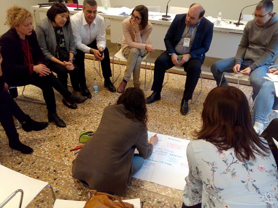 Momento di lavoro in gruppo durante il meeting internazionale di marzo
