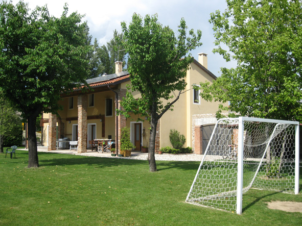 Ci vuole tutta una città...