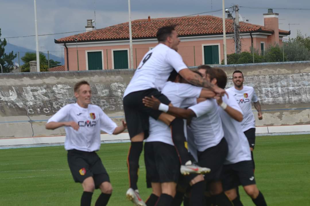 Partenza col botto!
