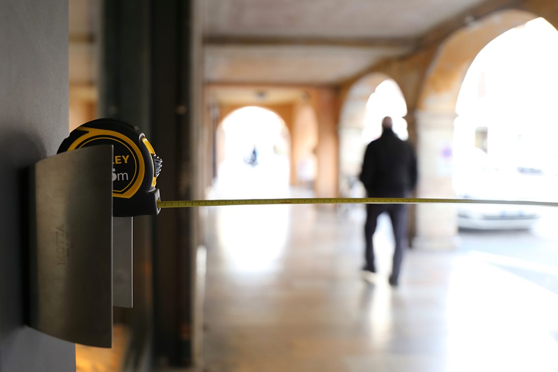 A un metro