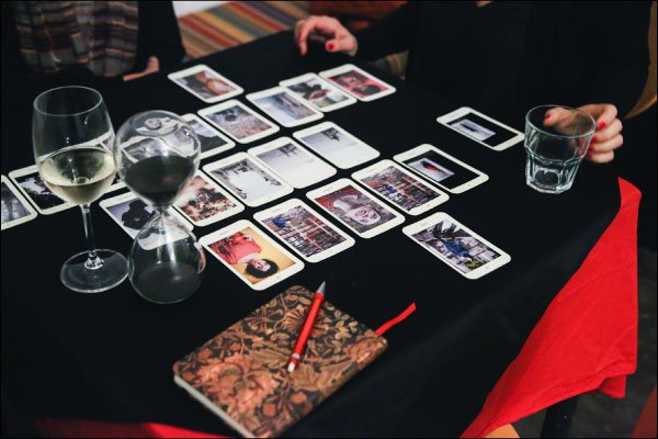 Tra le carte con Hamlet