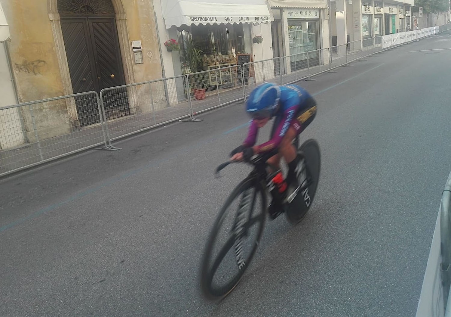 Veni, Vidi, Bici