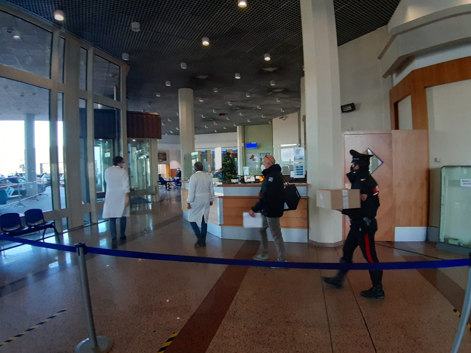 Bassanonet.it - L'arrivo dei vaccini all'ospedale di Bassano