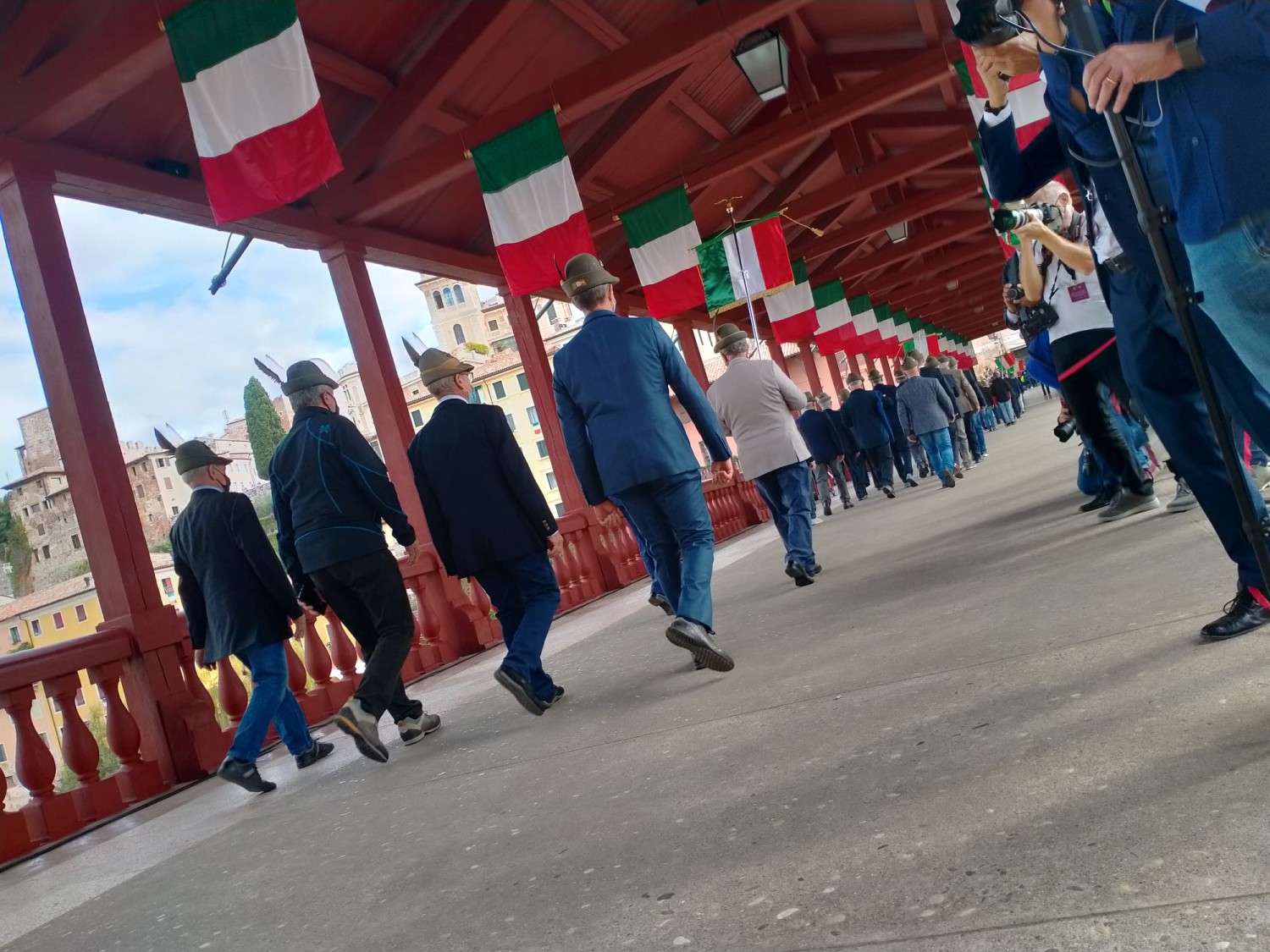 Cari Alpini