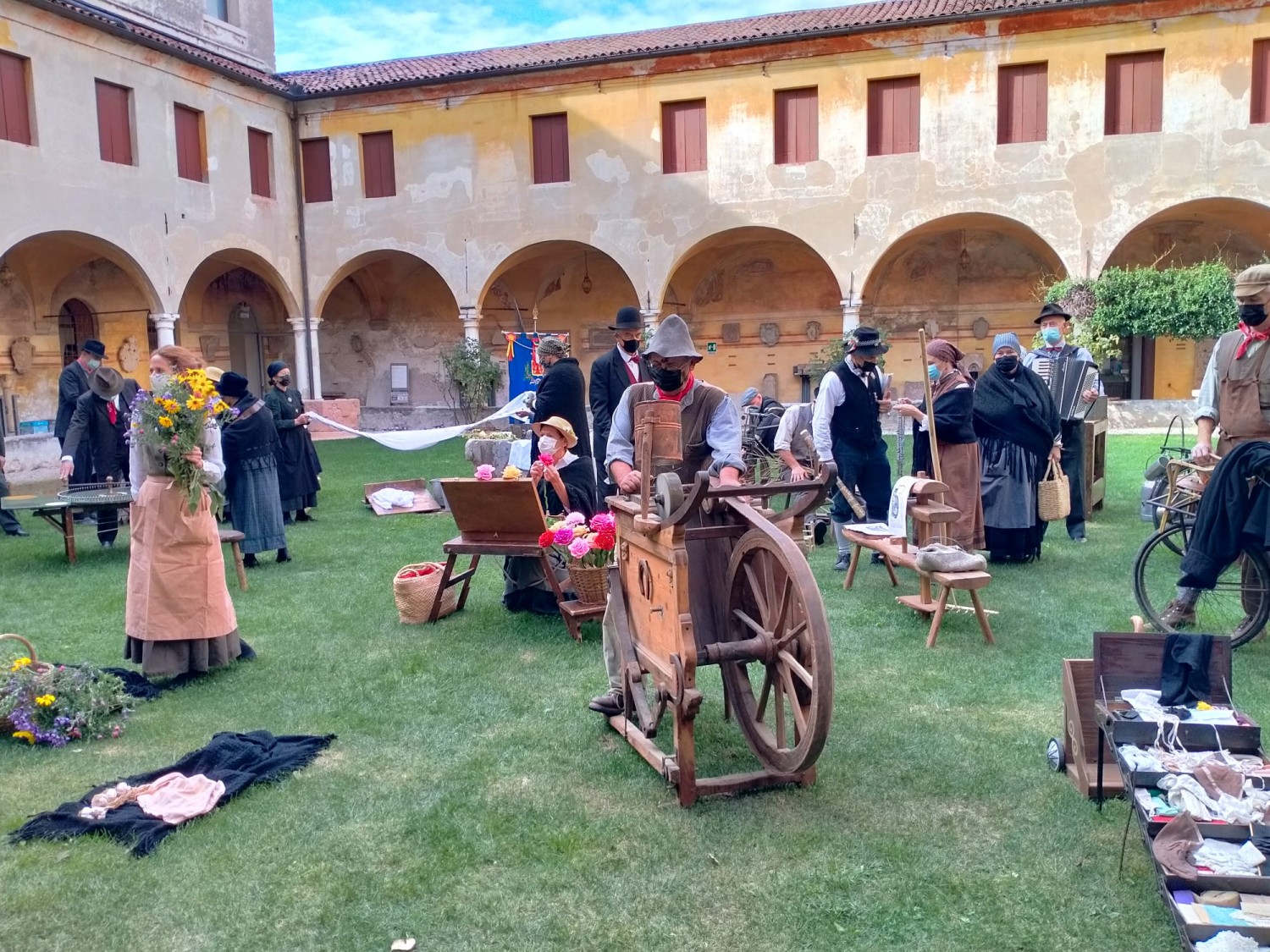 Il gruppo delle Arti per Via