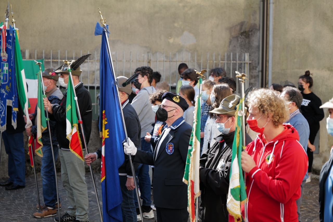 Lo Scudo (crociato) al nazifascismo