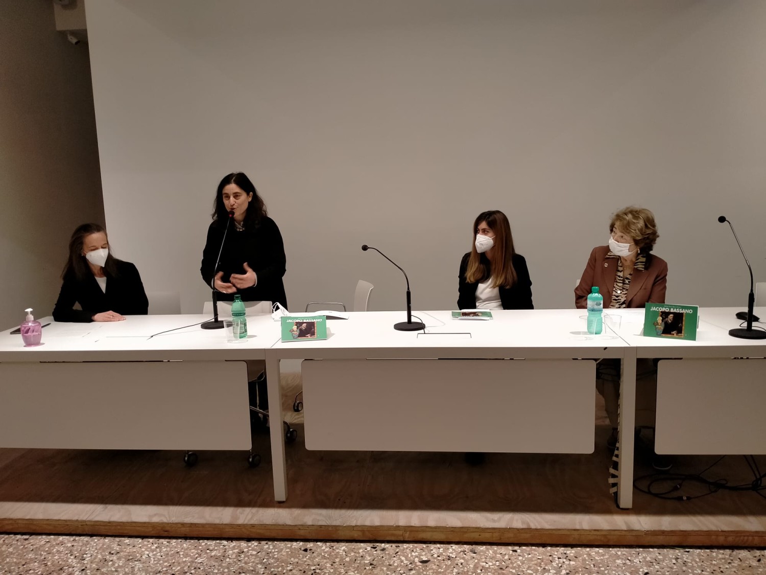 Da sin.: la giornalista Chiara Padovan, la direttrice Barbara Guidi, la conservatrice Isabella De Cecilia e la presidente di ANDE Bassano Antonia Lunardon Nardini