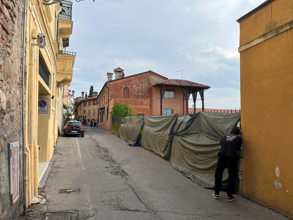 Il Rhino a sei zampe