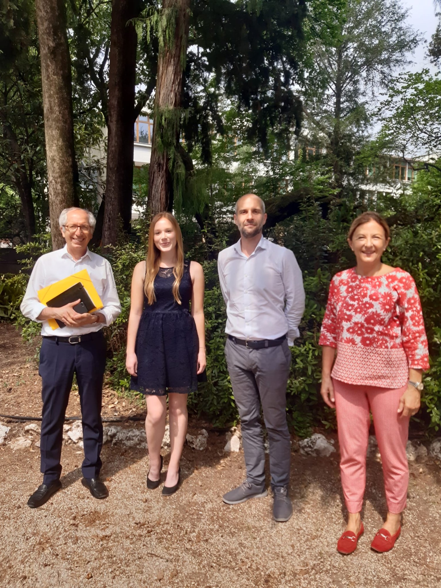 Antonia Franka Fuchs con i due assessori Mariano Scotton e Giovannella Cabion e col presidente SIS Denis Bordignon