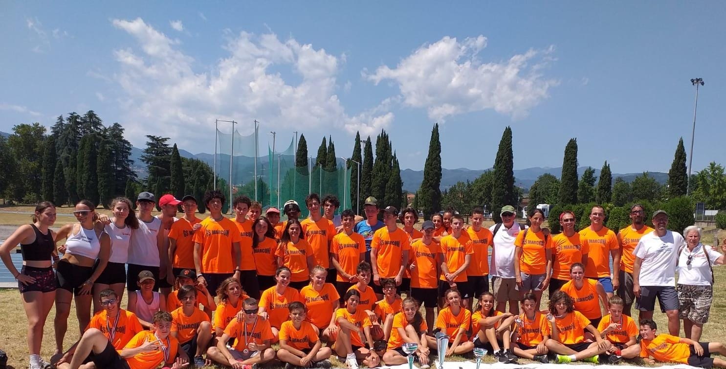 Foto di gruppo della squadra