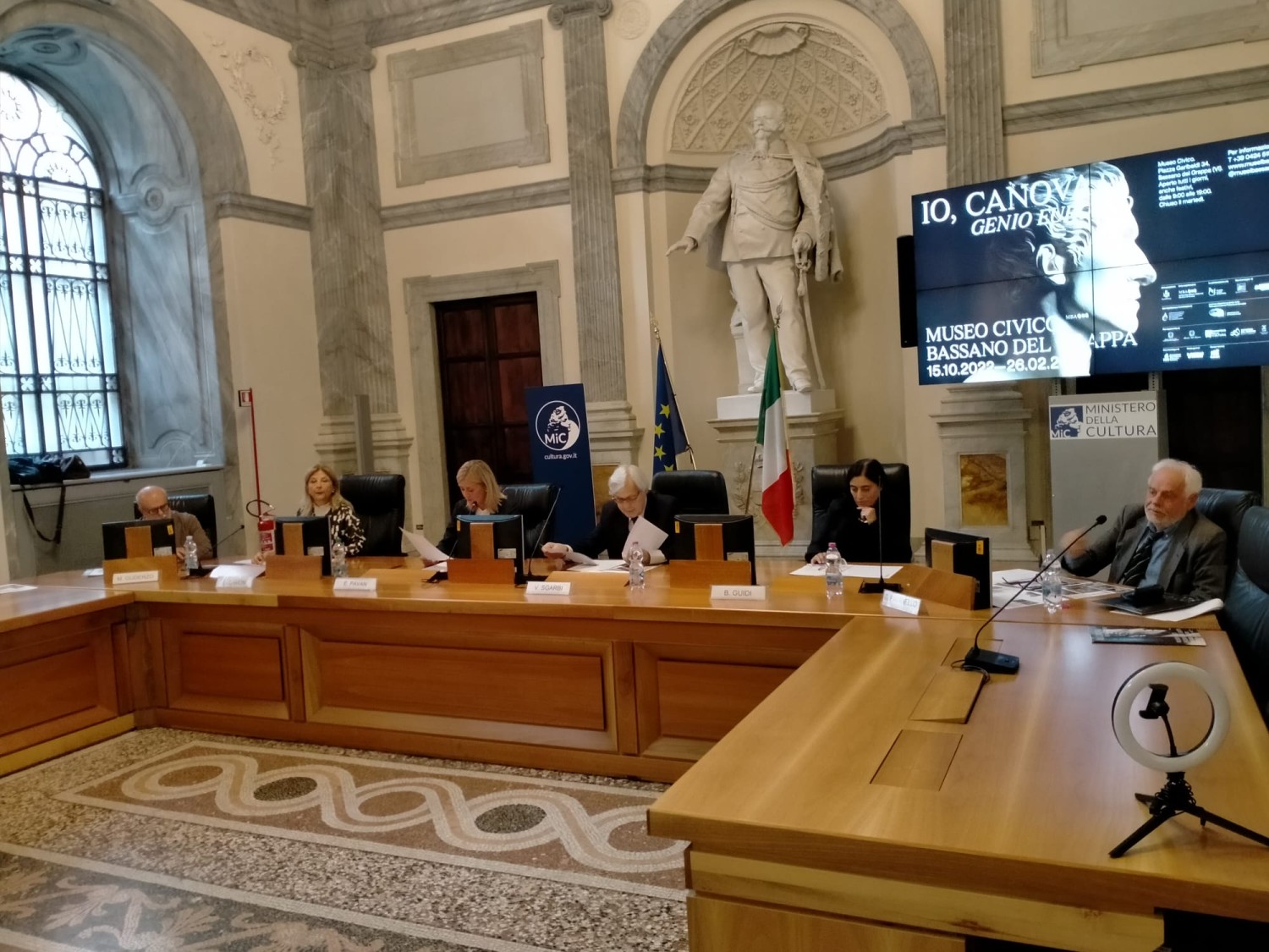 Canova Caput Mundi