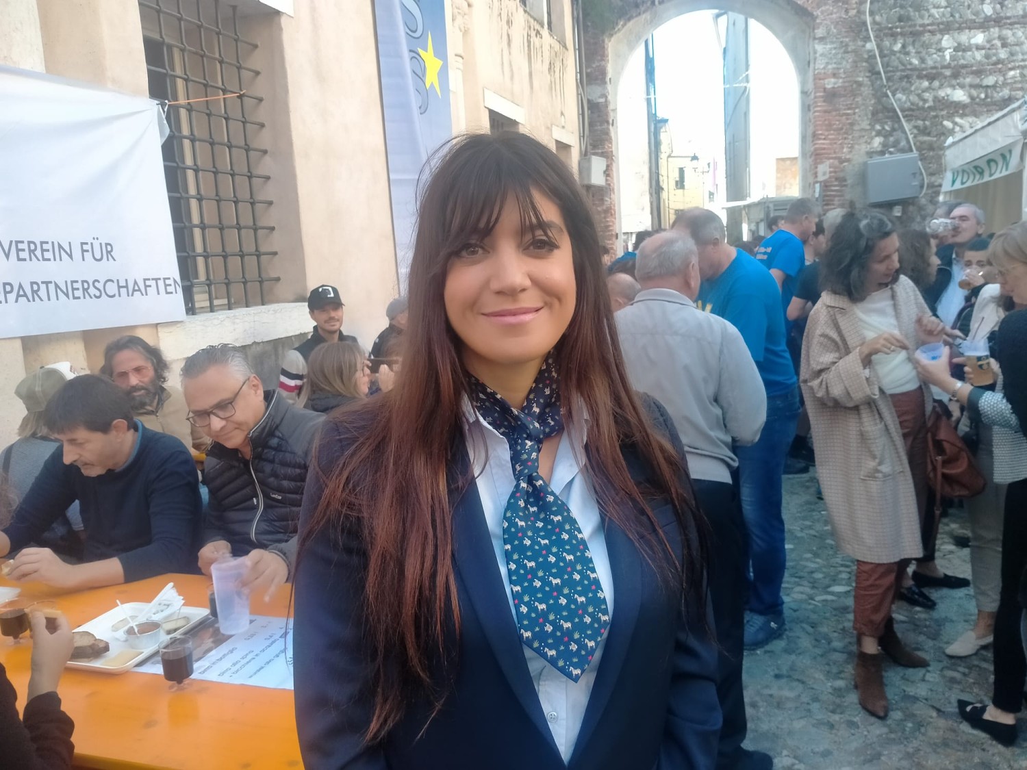 La consigliera comunale con delega ai Gemellaggi della città di Voiron Elodie Livernais