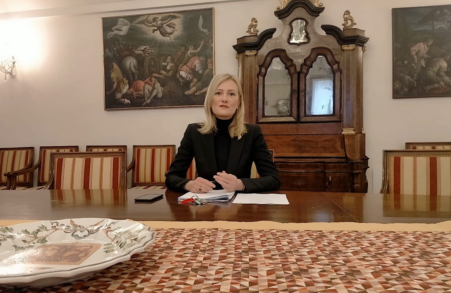 Il sindaco Elena Pavan in conferenza stampa
