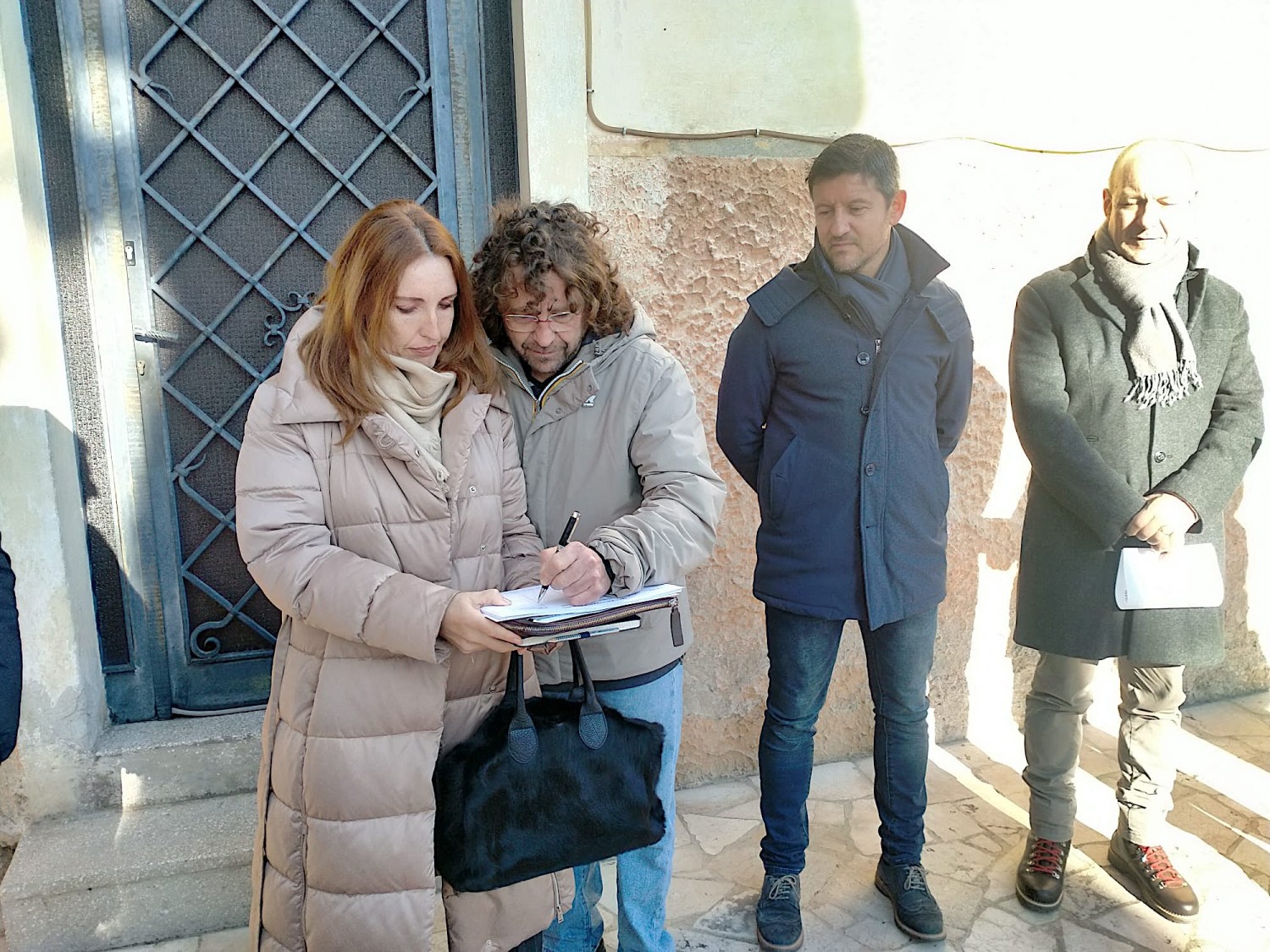 Firmate Fratres