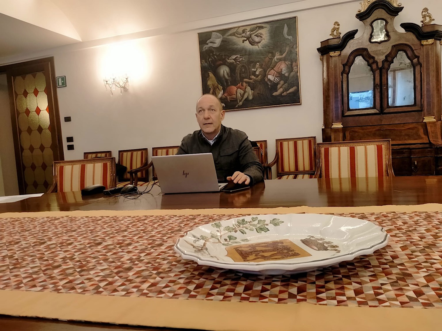 L'assessore Andrea Zonta in conferenza stampa