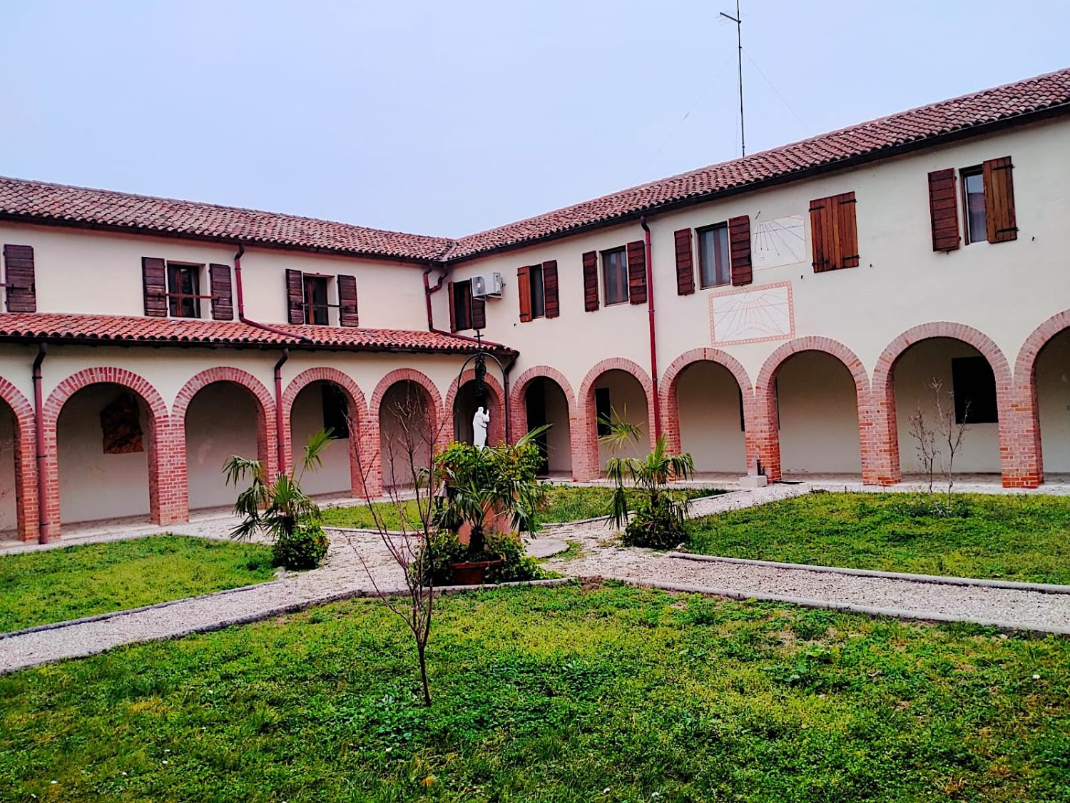 Il chiostro