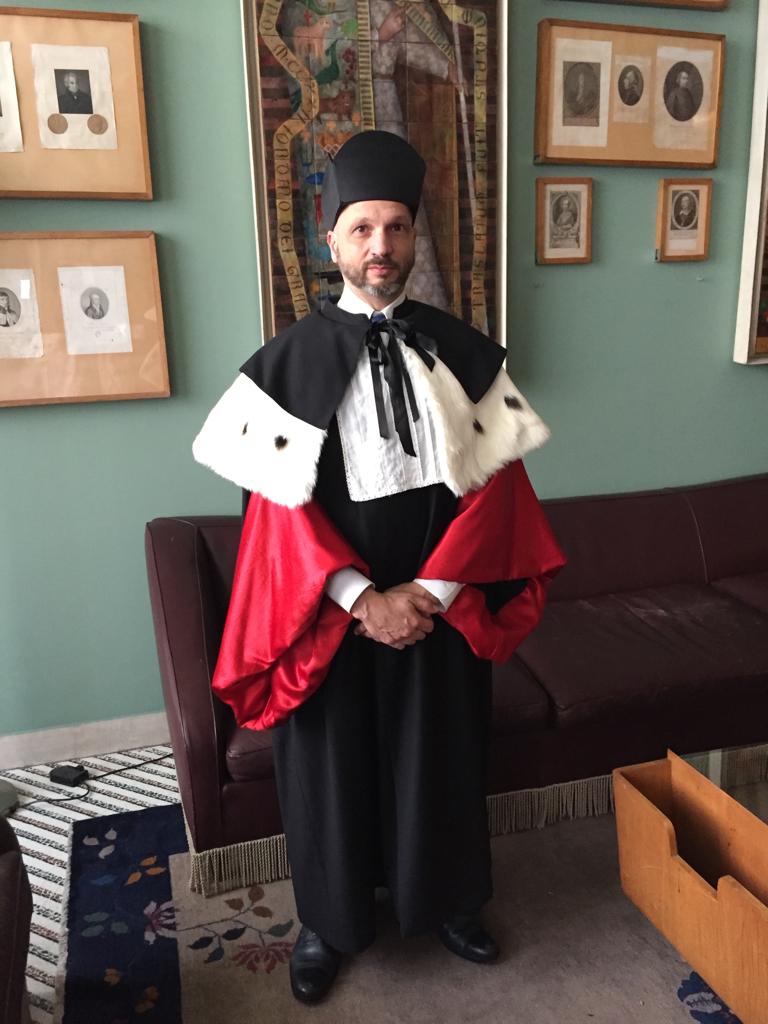 Il prof. Antonio Paoli nella sua veste di prorettore