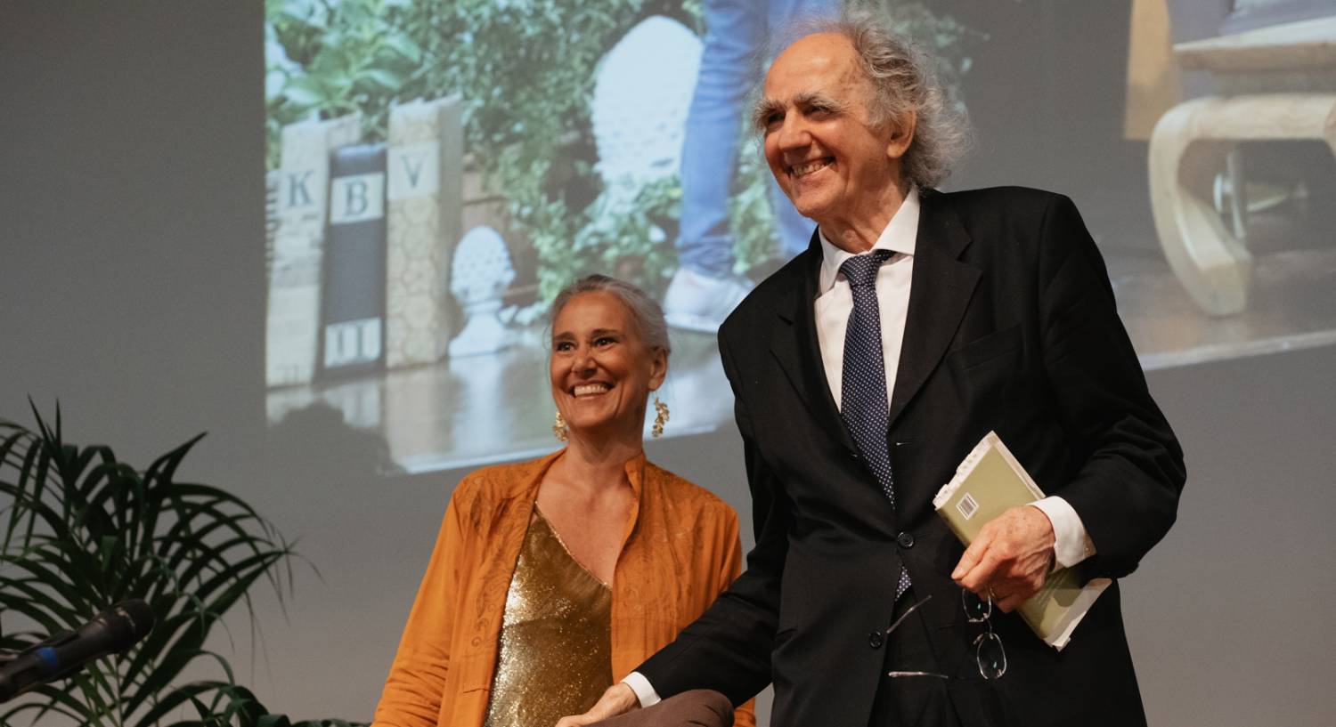 Vittorino Andreoli: lettera dal paese della vecchiaia, con amore