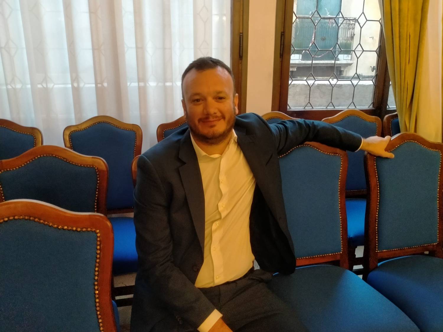 Bassanonet.it - Il neo consigliere comunale Luigi Tasca in attesa del voto per la surroga