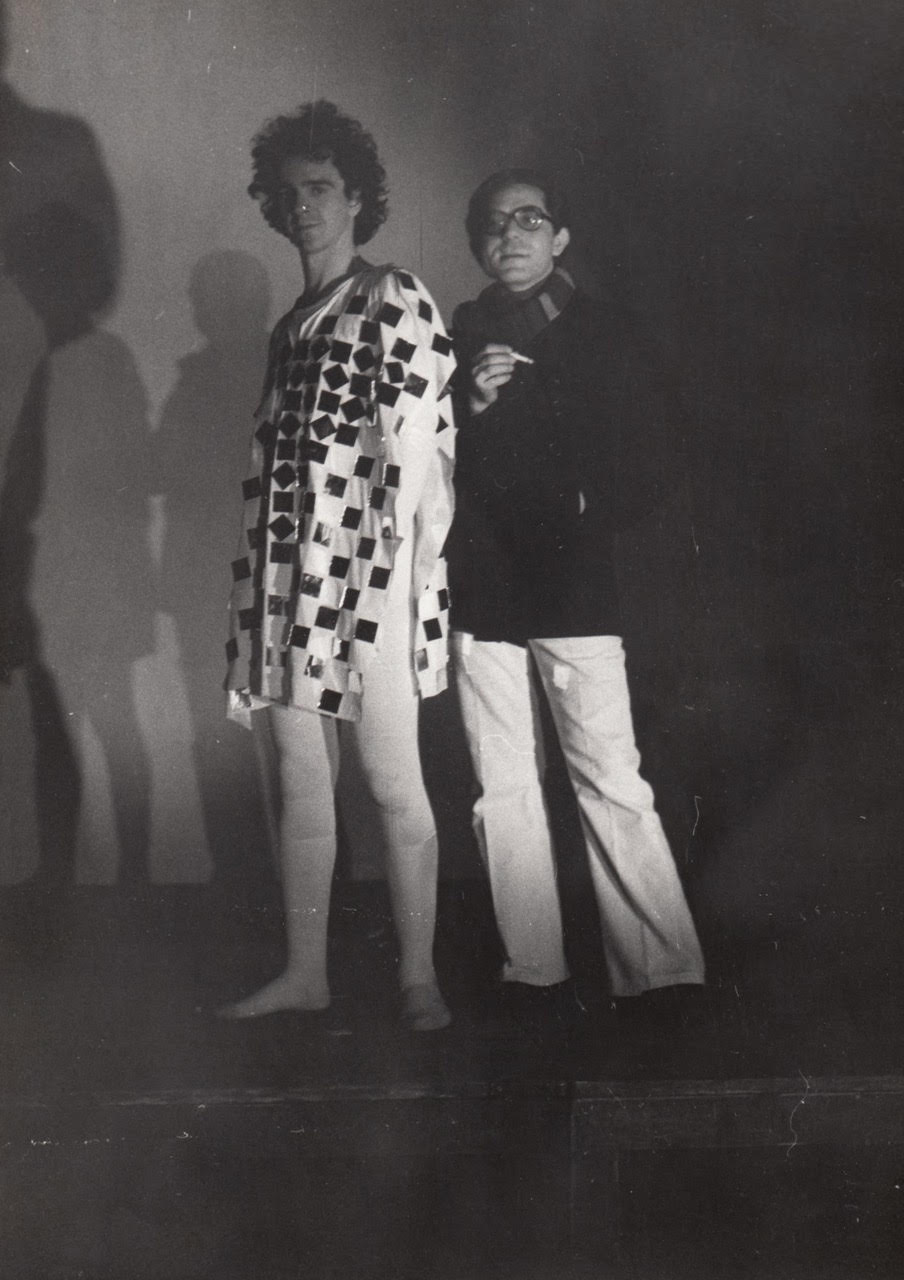 Luciano Caruso e Renato Miracco, Storia di un pedone (bianco) e di una regina (nera), Poema/azione, Sala degli Innocenti, Firenze, 3-4 febbraio 1978