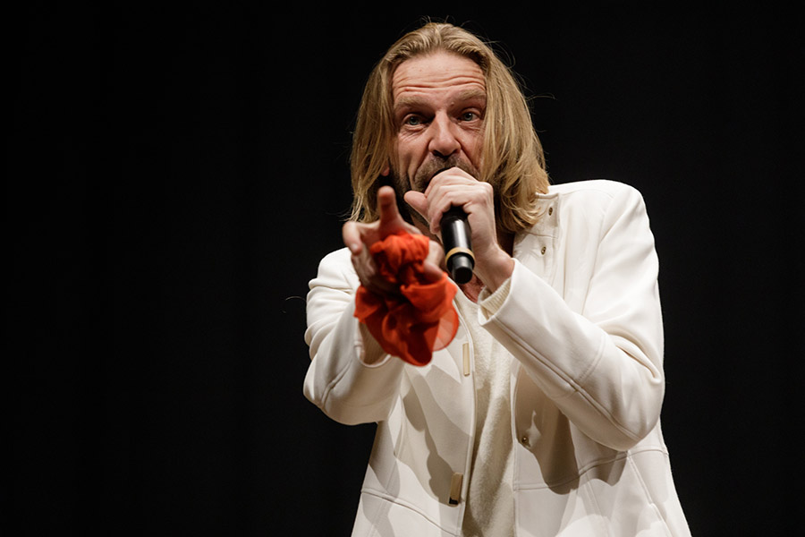 Giulio Casale (foto di Marco Olivotto)