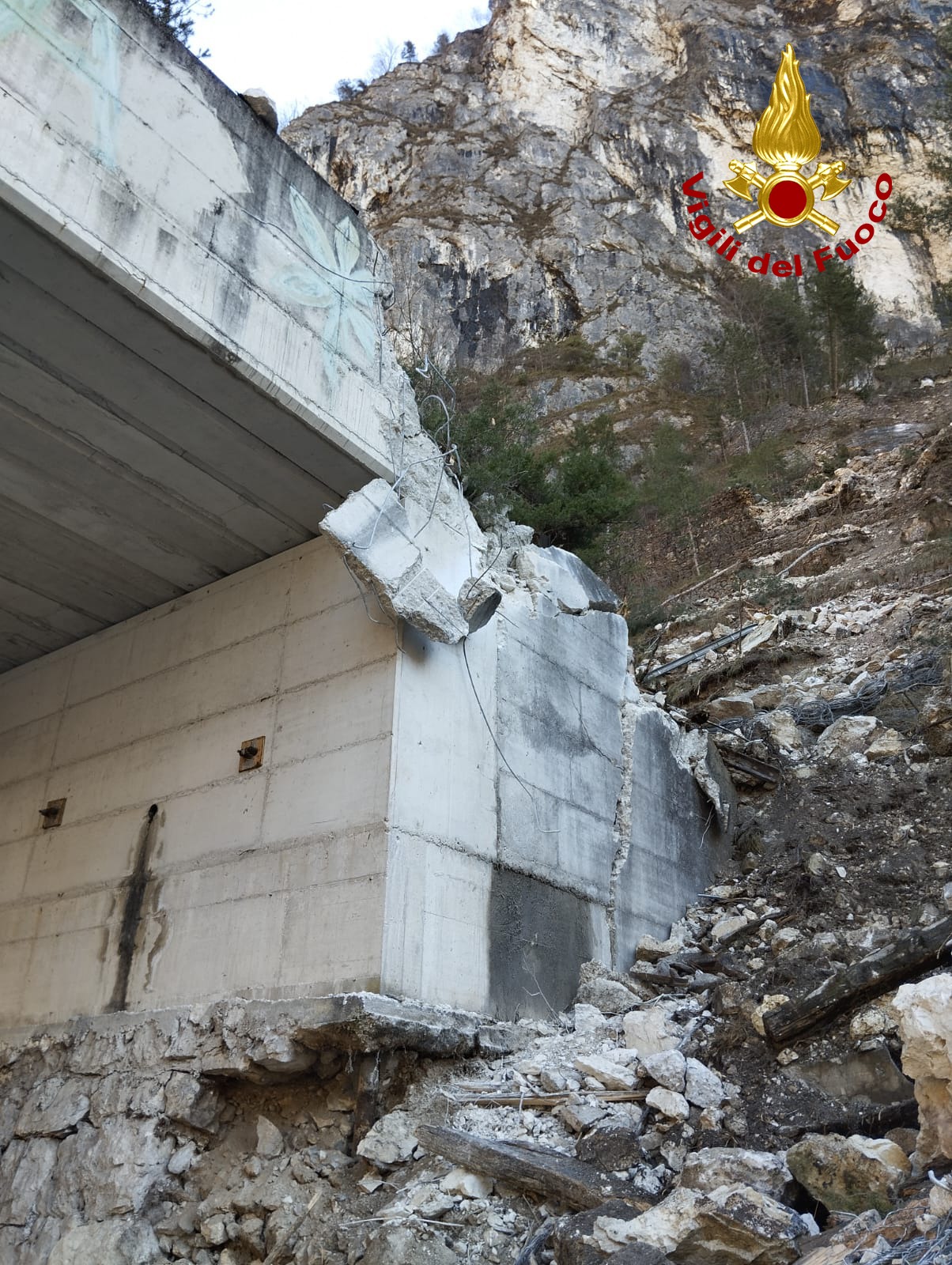 Pioggia di pietre, ferrovia e Valsugana in tilt