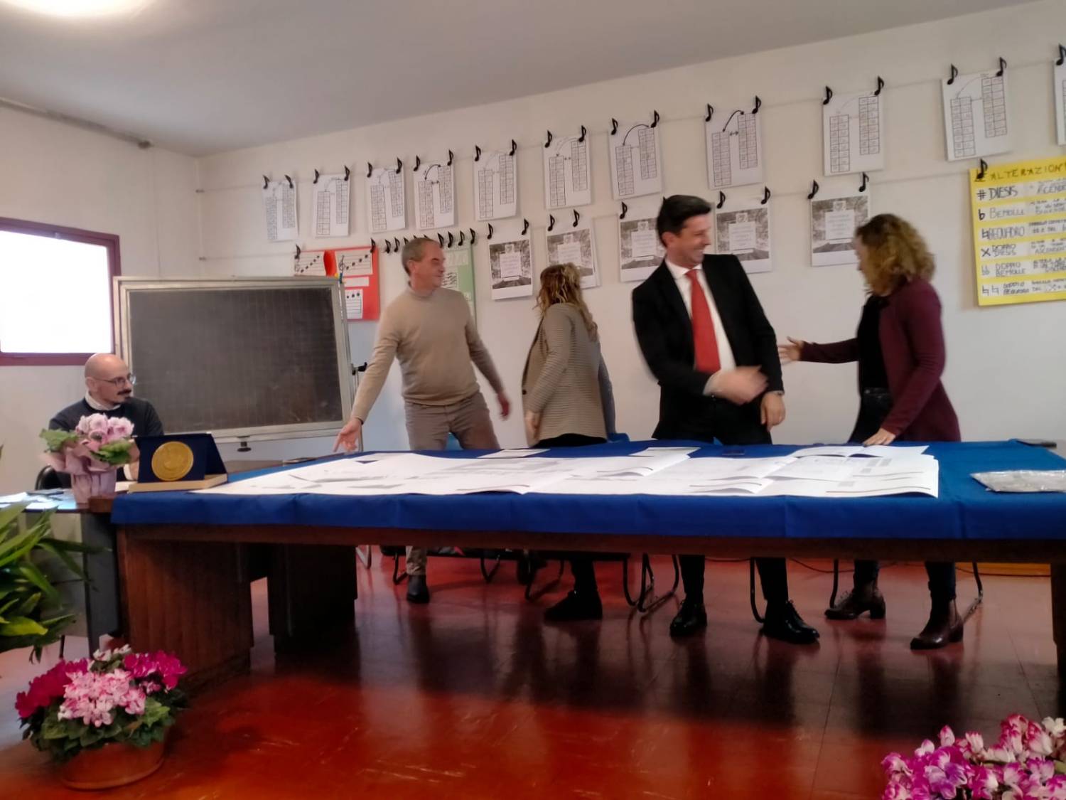 Il momento del simbolico 'passaggio di testimone'