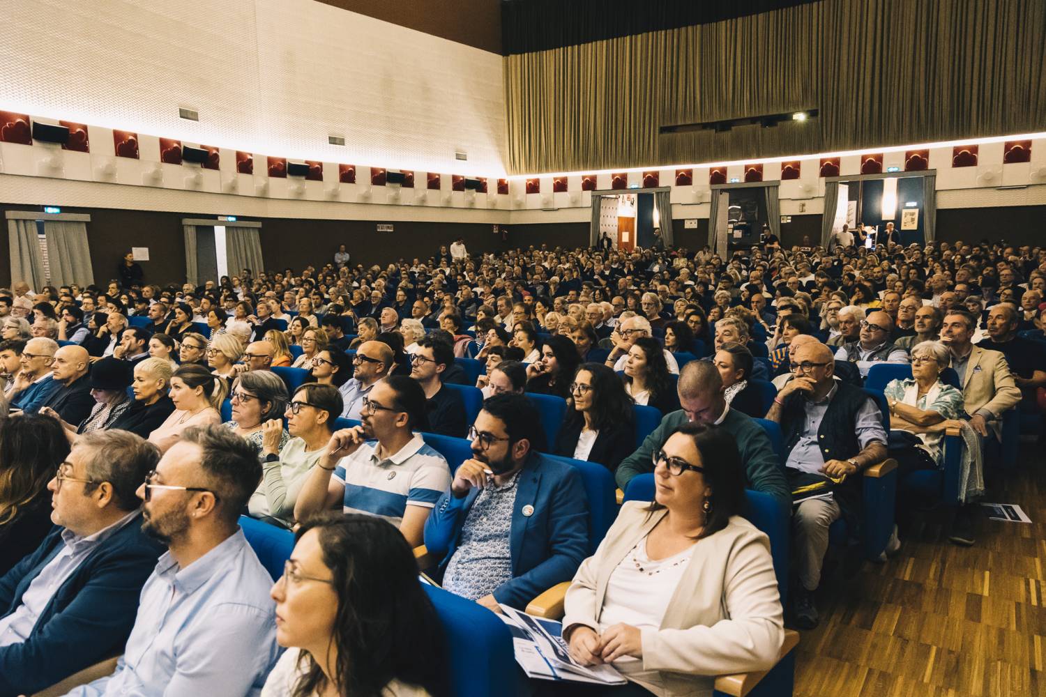Il pubblico in sala. Foto Mirco Vettore