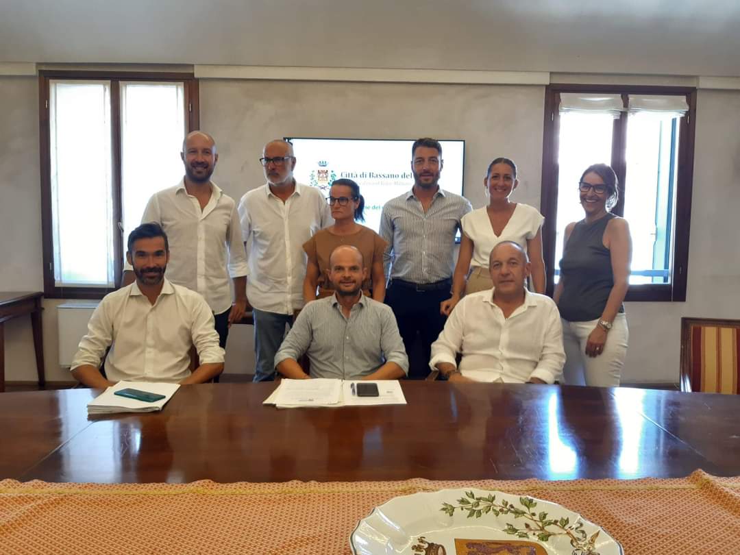 La politica del copia-incolla