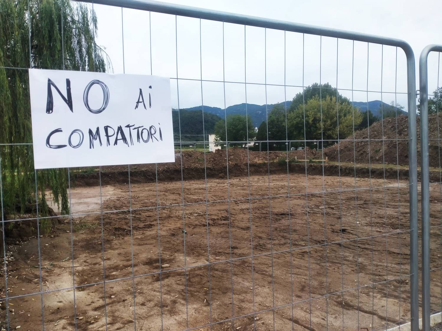 O mangi questa minEtra…