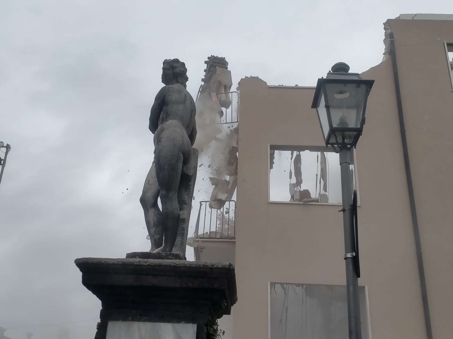 Le belle statuine
