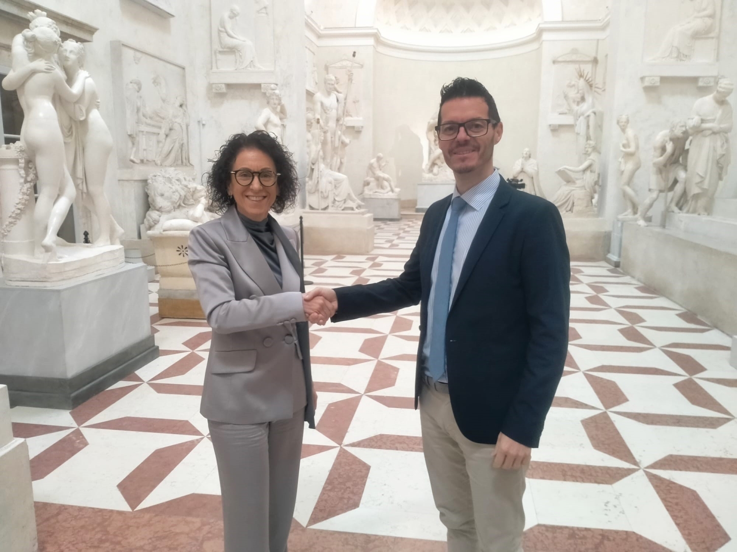 La direttrice Moira Mascotto e il sindaco Valerio Favero