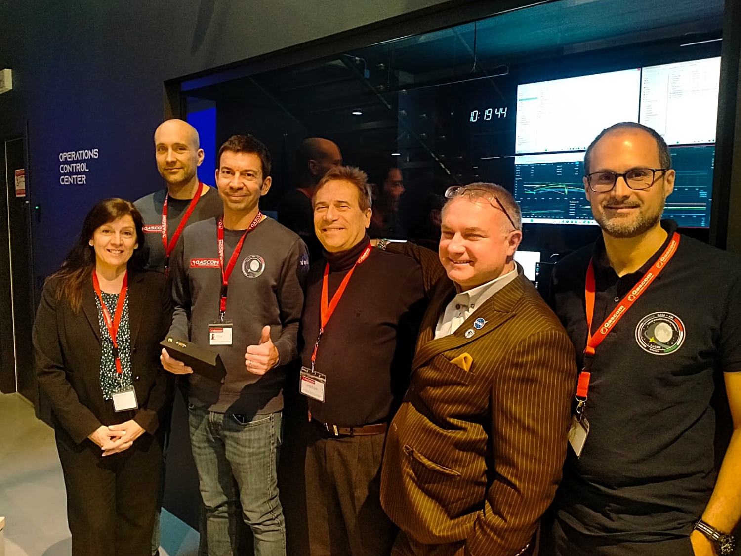 Bassanonet.it - Lisa Valencia (NASA), Alessandro Pozzobon, Oscar Pozzobon, Carlo Brunetti, James J. Miller (NASA) e Giancarlo Varacalli (ASI)