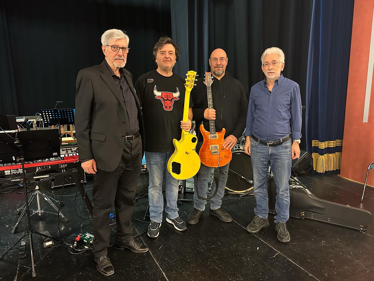 Da sinistra il Presidente della BlueSingers & Orchestra Alberto Strobbe, Ciro Maria Aquila, Andrea Braido e il Maestro Diego Brunelli