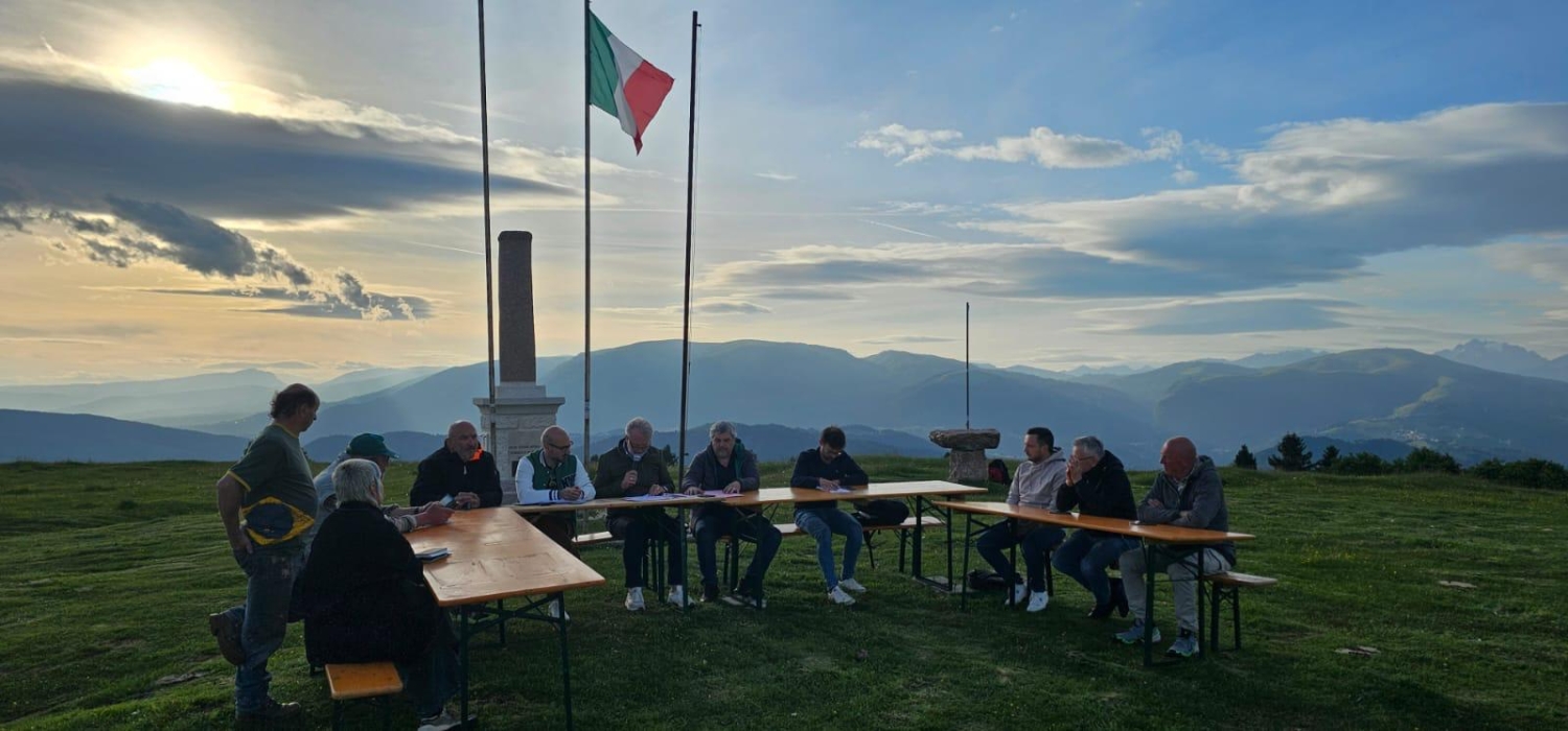 In alto i voti