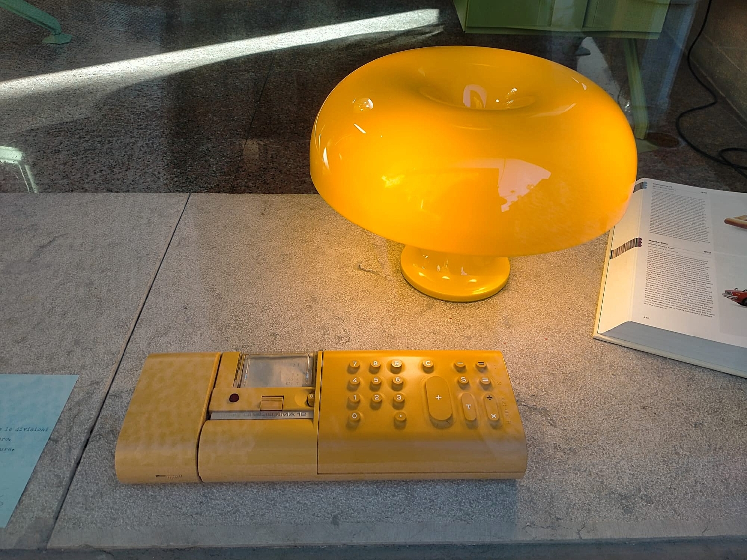 Luce su Olivetti