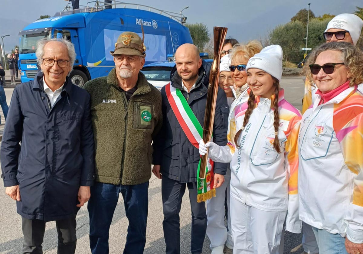 La Fiamma Paralimpica attraversa Bassano: città mobilitata per il passaggio dei tedofori