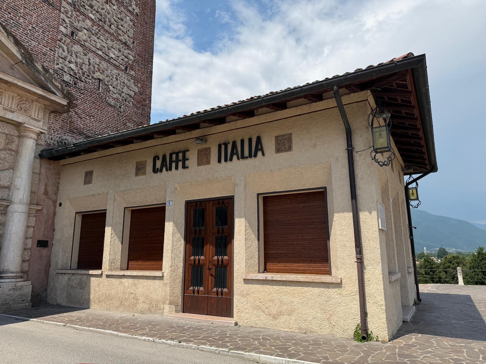 Caffè Italia: riapre con un canone di 4.000 euro al mese