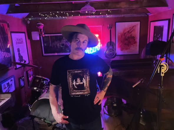 Uglydogs chiude la stagione con Ed Harcourt
