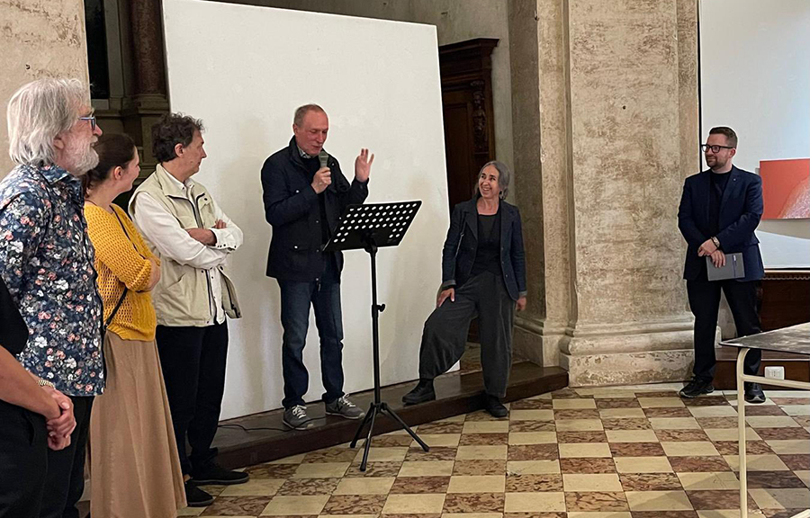 Extra Omnes - Atto II, alla Chiesetta dell'Angelo